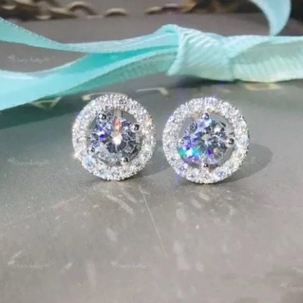 2CT Brilliant Diamond Halo Stud Earrings